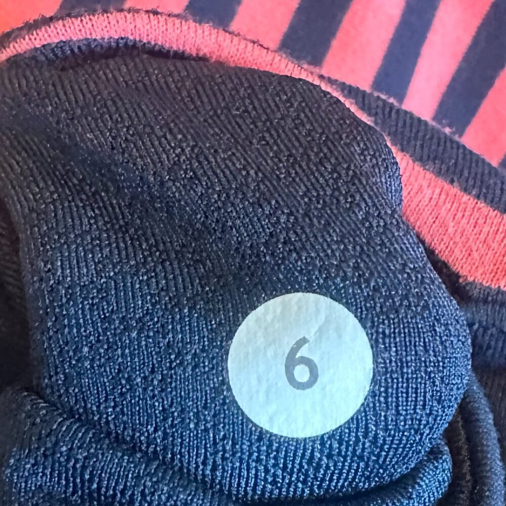 lululemon athletica Runder Under - Picture 10 of 10